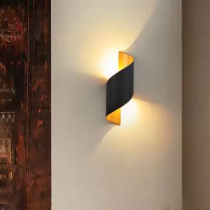 Metal Wall Lamp